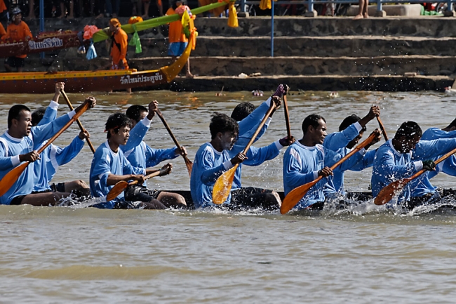 Phimai boat races-096